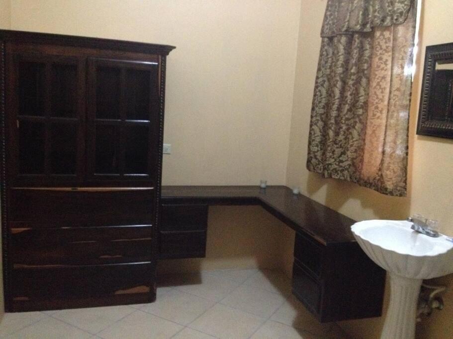 Banyan Rose Apartment Orange Walk Town Ngoại thất bức ảnh