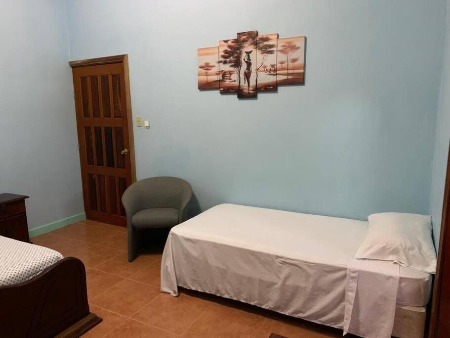 Banyan Rose Apartment Orange Walk Town Ngoại thất bức ảnh